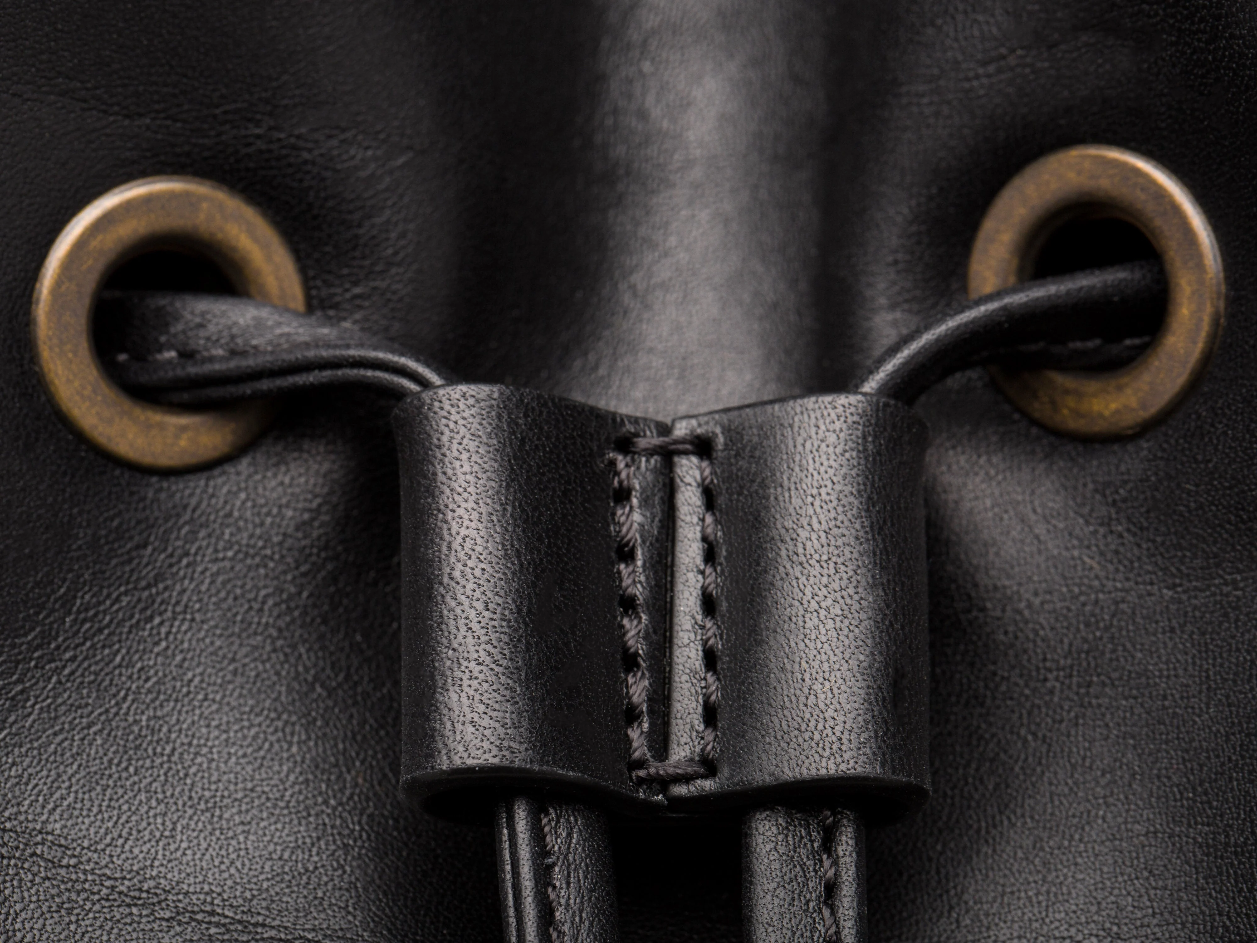 Dolce Classic Bucket Bag - Image 23