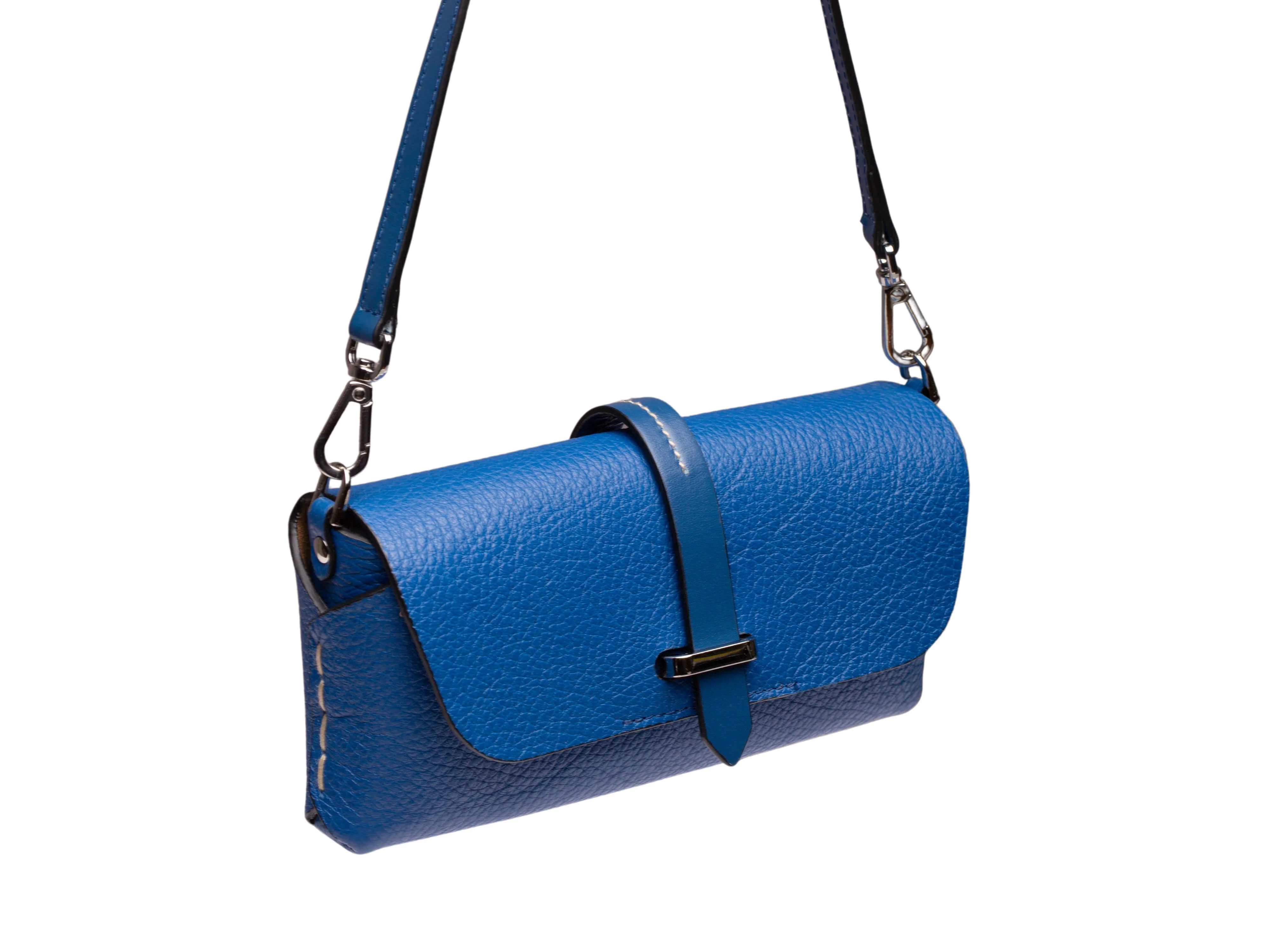 Monfrini Glasses Case On A String - Image 12